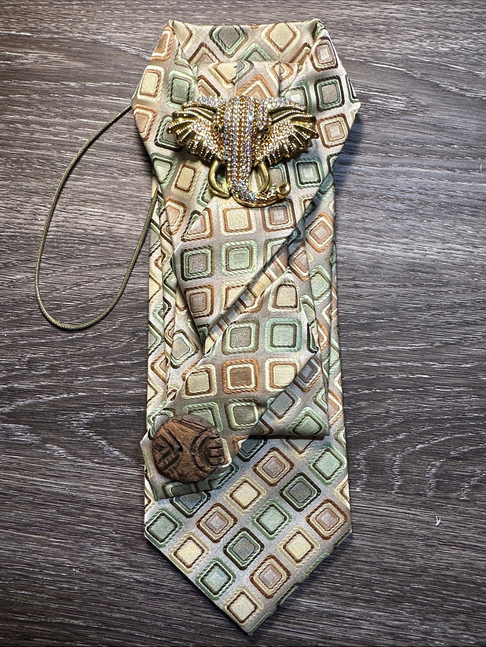 Croft & Barrow Geometric Necklace Tie / Gold Elephant Brooch and Wooden Button